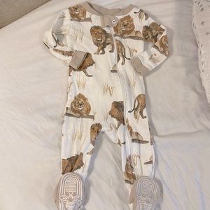 Burt’s bees baby onesie lion